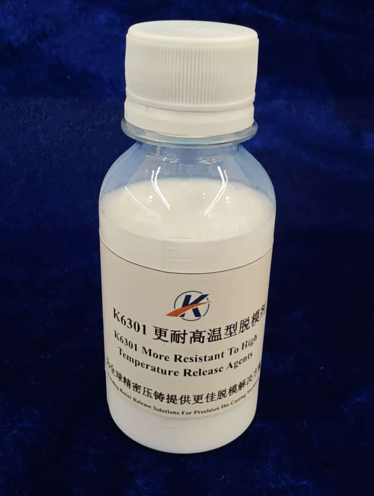 在壓鑄工藝中，脫模劑遠(yuǎn)非簡單的“隔離劑”，它如何像一把雙刃劍，既能預(yù)防也能誘發(fā)“冷隔”與“氣孔”這類核心缺陷？